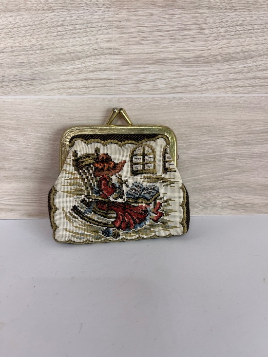 Accessories - Vintage Needlepoint Style Change Purse, Kiss Lock Coin Purse